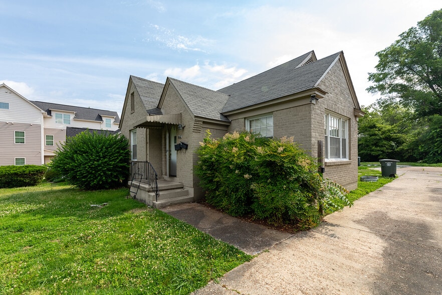 Tiger Den Student Housing Portfolio portfolio of 3 properties for sale on LoopNet.com - Building Photo - Image 3 of 10