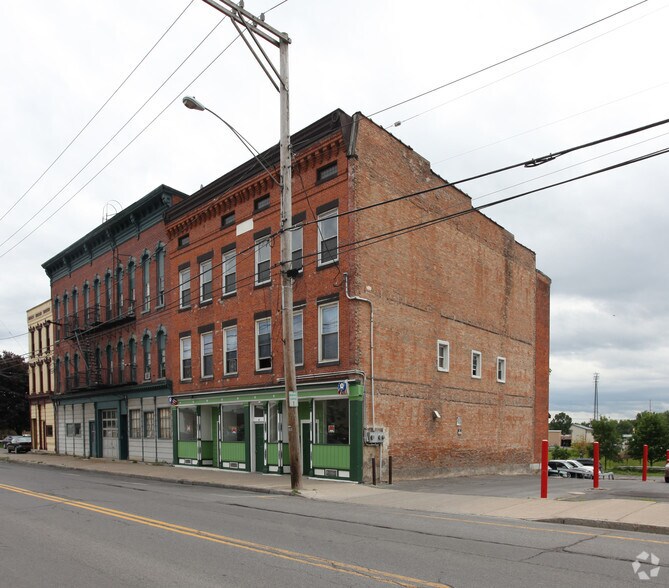 45 Water St, Lyons, NY for sale - Primary Photo - Image 1 of 1