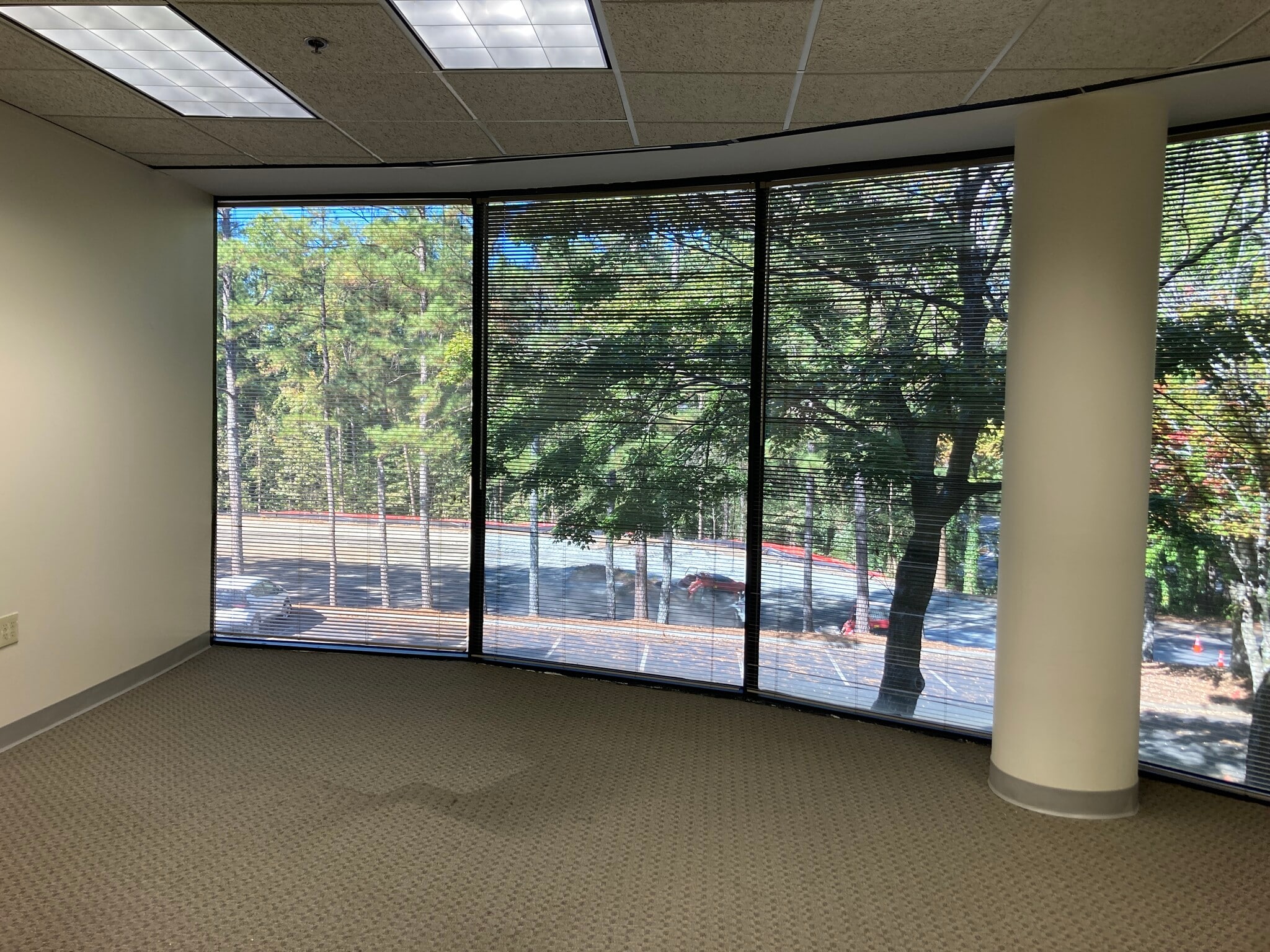 1080 Holcomb Bridge Rd, Roswell, GA for lease Interior Photo- Image 1 of 4