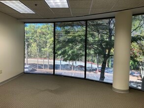 1080 Holcomb Bridge Rd, Roswell, GA for lease Interior Photo- Image 1 of 4