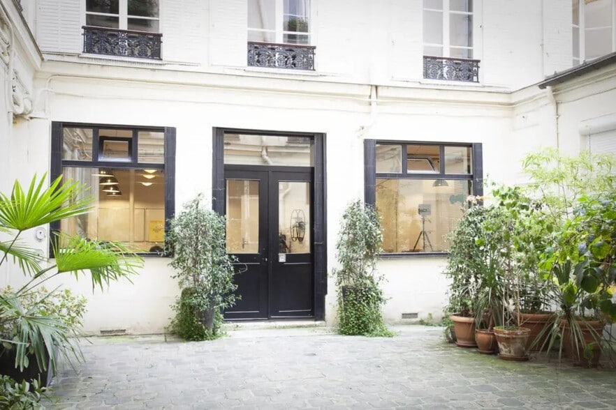 30 Rue De L'Echiquier, Paris for lease - Building Photo - Image 2 of 6