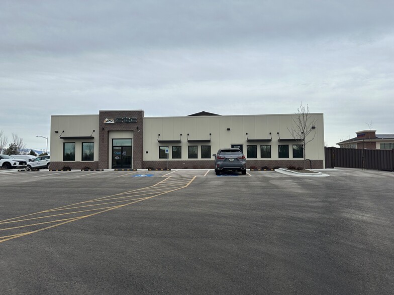 1000 S Industry Way, Meridian, ID for lease - Building Photo - Image 3 of 5