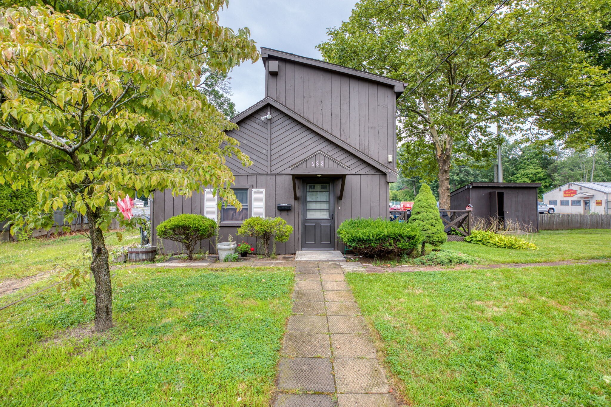 688 Prospect St, Chicopee, MA for sale Building Photo- Image 1 of 1