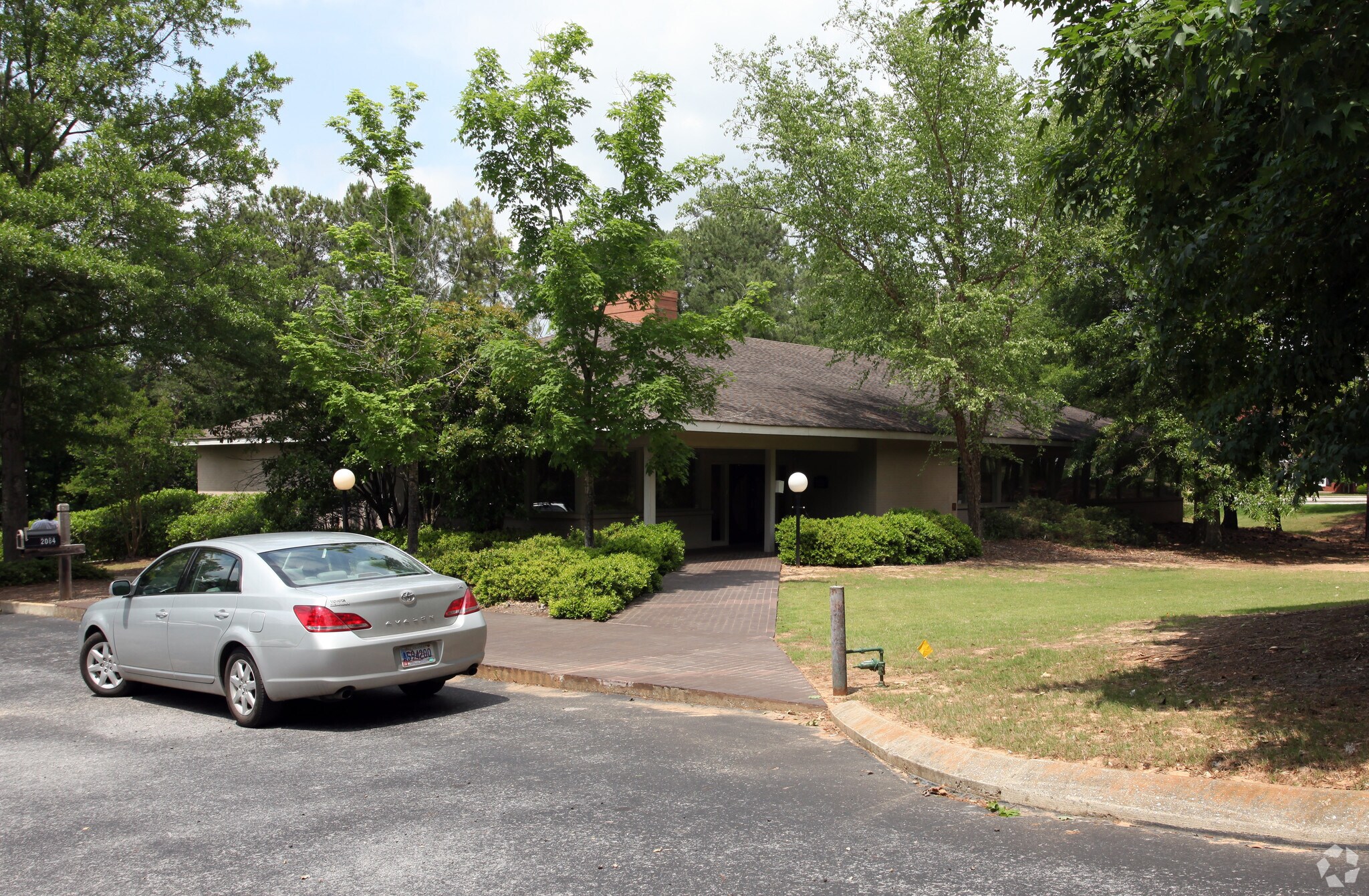2084 Valleydale Rd, Birmingham, AL for sale Primary Photo- Image 1 of 5