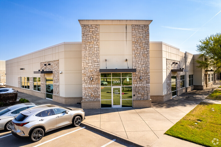 645 E State Highway 121, Coppell, TX for lease - Building Photo - Image 3 of 28