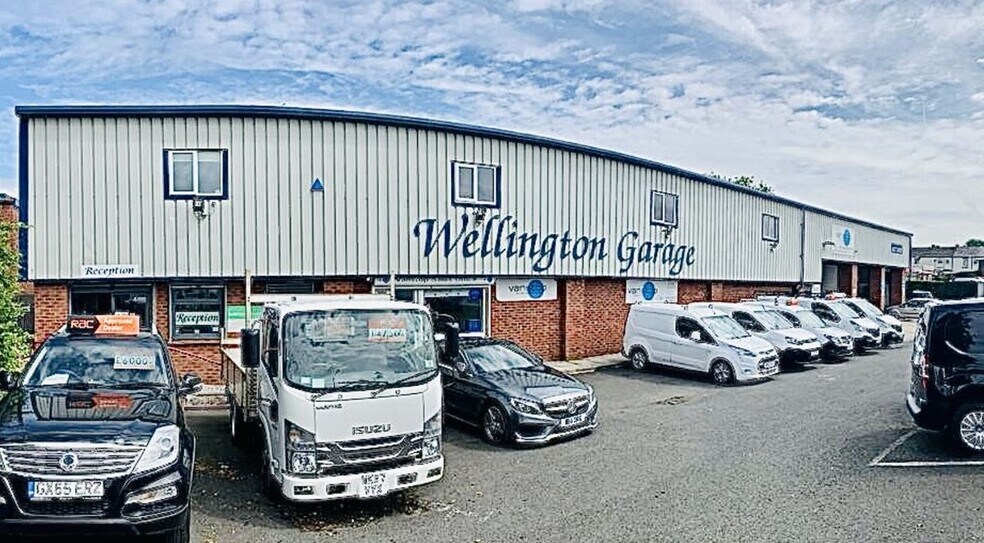 Bury Rd, Bolton, BL2 6PY Wellington Garage