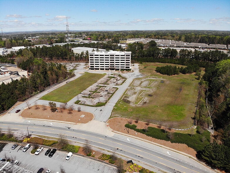 2641 N Berkeley Lake Rd NW, Duluth, GA for sale - Aerial - Image 1 of 1