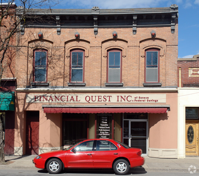 135 S Peterboro St, Canastota, NY for sale - Primary Photo - Image 1 of 1