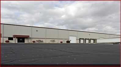 4800 Beck Dr, Elkhart, IN for lease Building Photo- Image 1 of 1