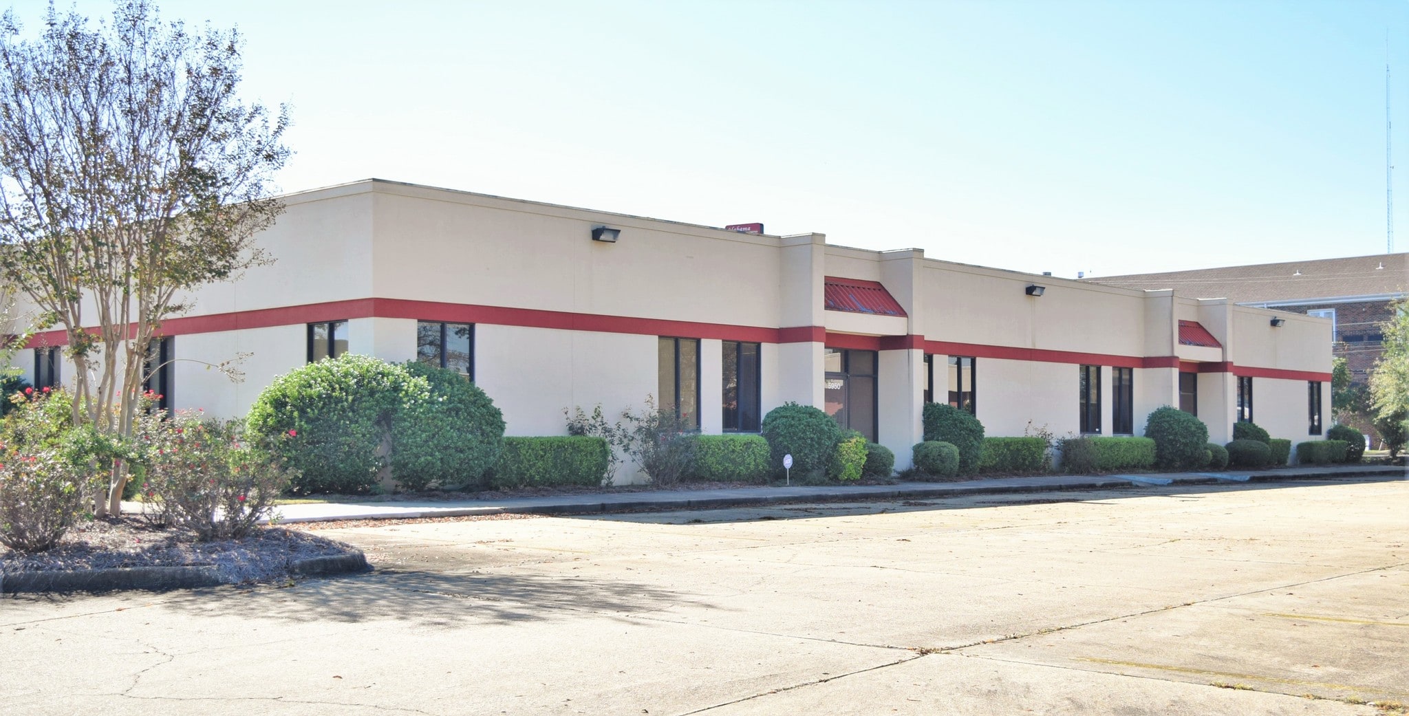 5946-5950 Monticello Dr, Montgomery, AL for lease Building Photo- Image 1 of 11