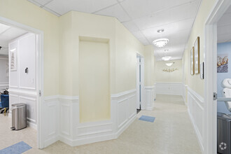 4600 N Park Ave, Chevy Chase, MD for lease Interior Photo- Image 2 of 20