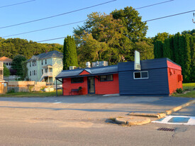 33 Rochdale St, Auburn MA - Convenience Store