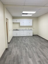 4725 E Lakeland Commerce Pky, Lakeland, FL for lease Interior Photo- Image 2 of 6