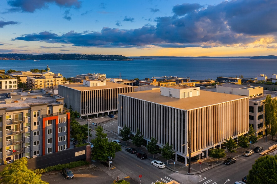 100 W Harrison St, Seattle, WA for lease - Building Photo - Image 2 of 6