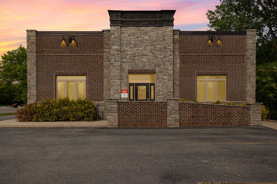 7202 Midland Rd, Freeland, MI for sale - Primary Photo - Image 1 of 1