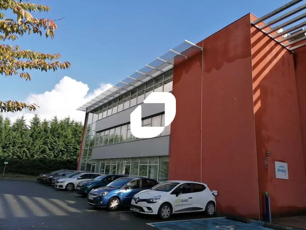 Office in Canéjan for lease Building Photo- Image 1 of 21