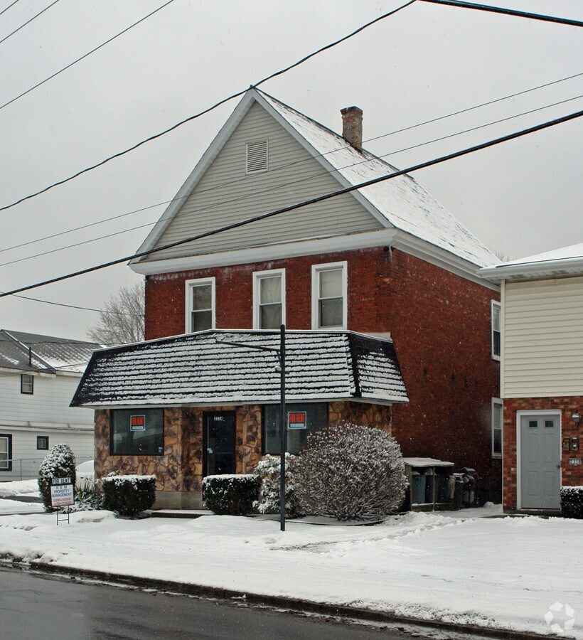 2334 Guilderland Ave, Schenectady, NY 12306