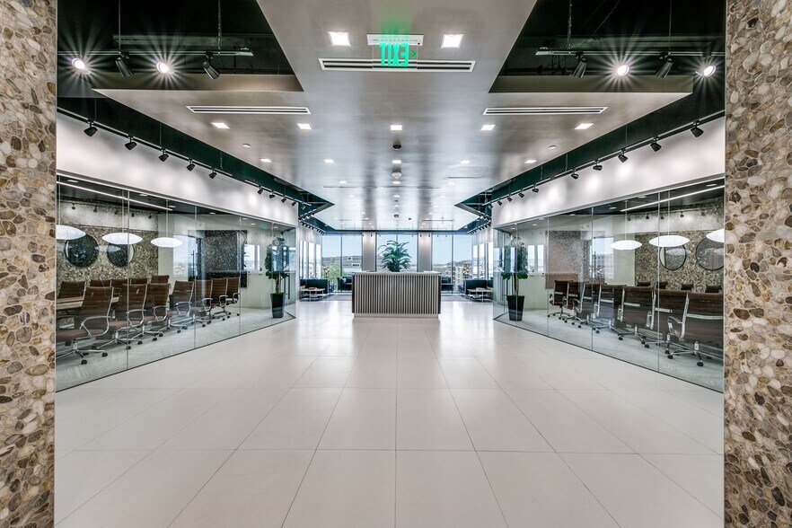 7300 SH 121 SB, McKinney, TX for lease - Interior Photo - Image 2 of 50