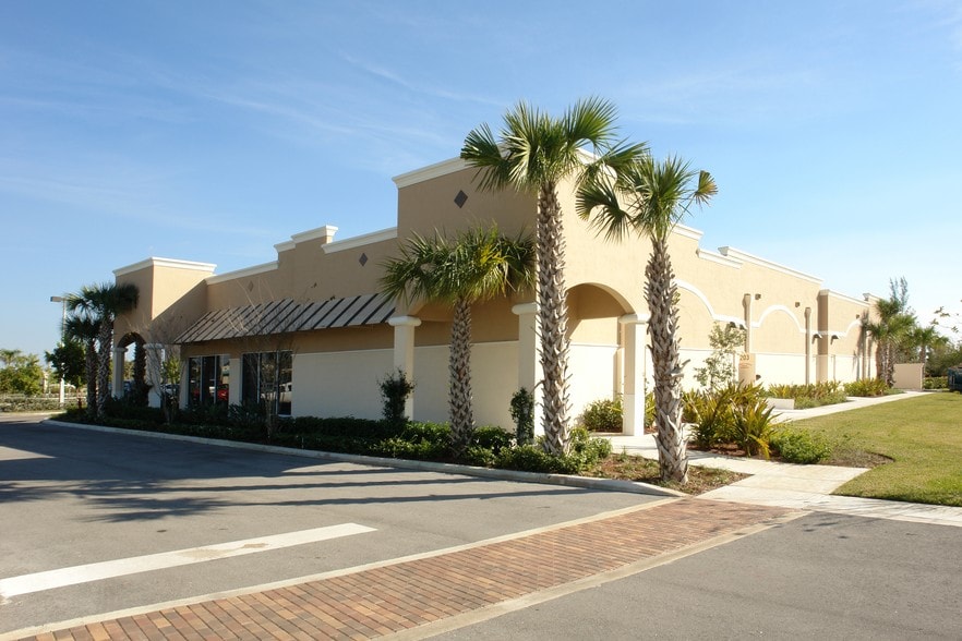 951 Sansburys Way, West Palm Beach, FL 33411