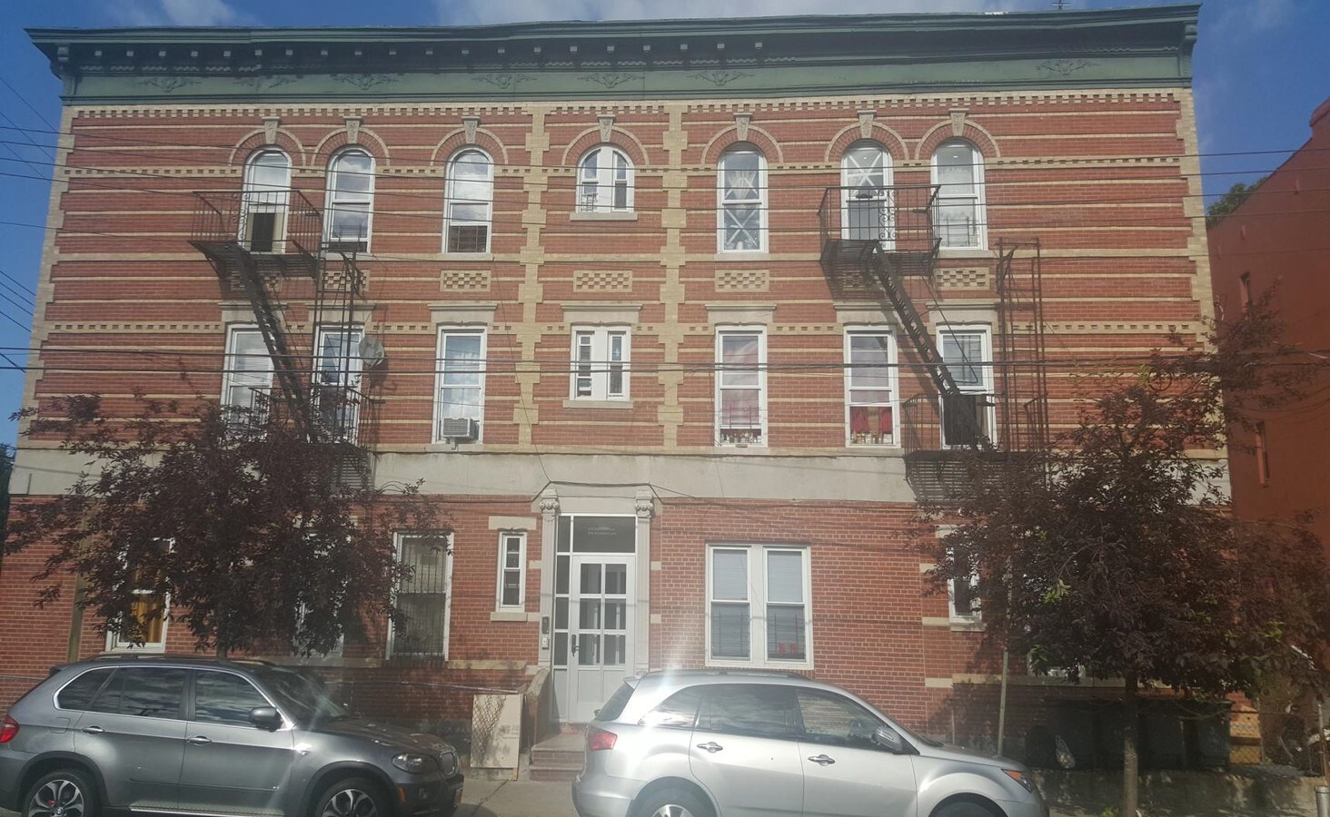 934 Glenmore Ave, Brooklyn, NY 11208