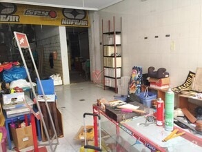 Retail in Cuenca, Cuenca for lease Interior Photo- Image 1 of 9