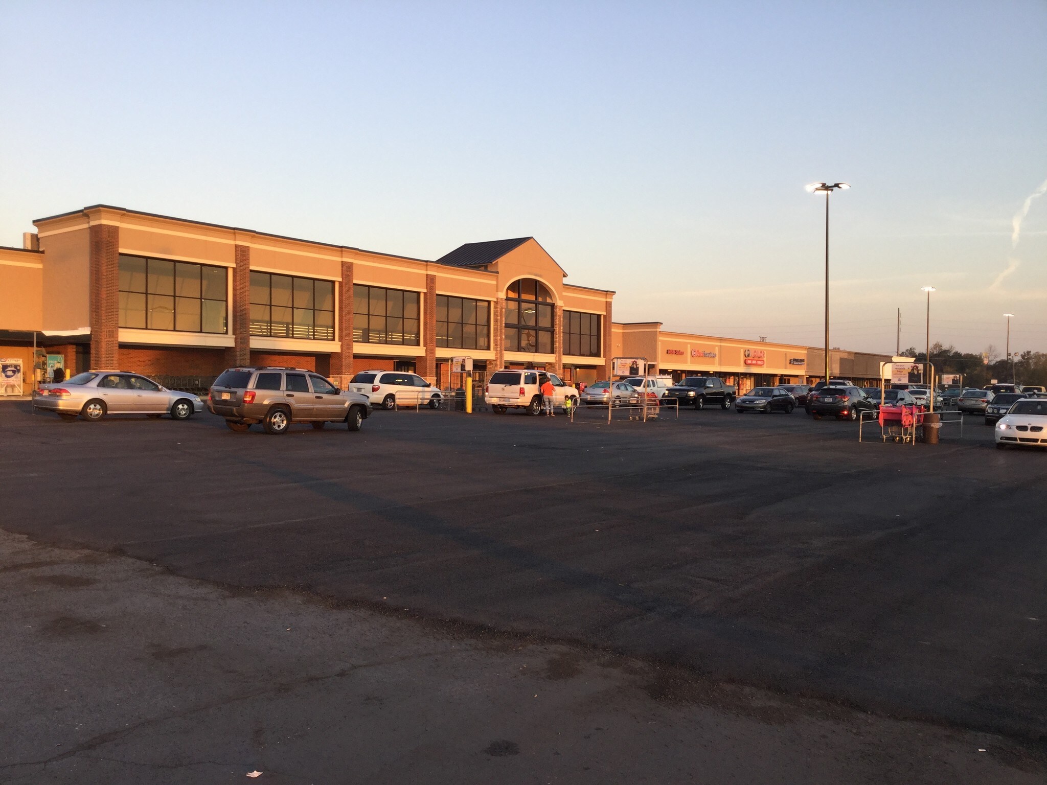 Cleveland Hwy, Dalton, GA 30721 Whitfield Square