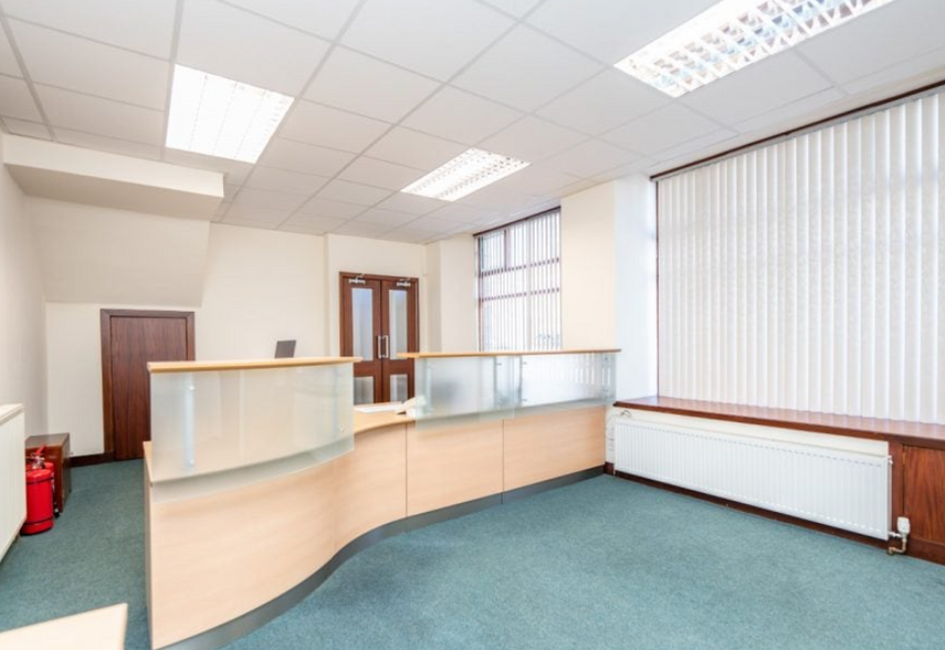 48-50 Broad St, Peterhead for sale - Interior Photo - Image 3 of 18