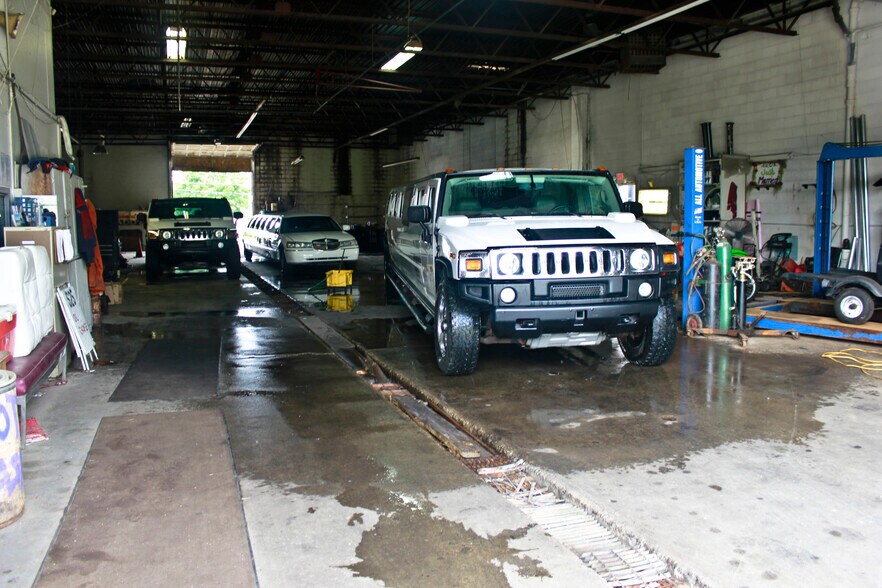 407 Turner Ave NW, Grand Rapids, MI for lease - _MG_1966 - Image 1 of 7