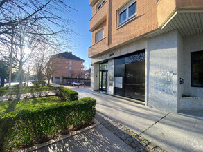 Retail in Boadilla Del Monte, Madrid for lease Interior Photo- Image 2 of 6