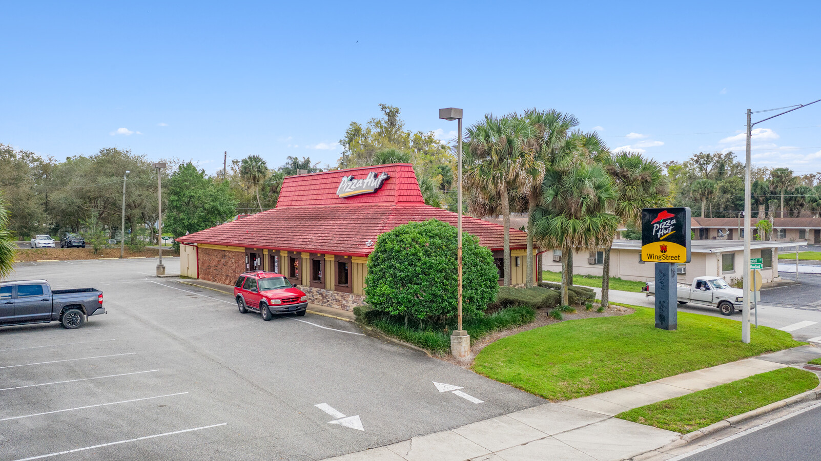 1403 N Woodland Blvd, Deland, FL 32720 | LoopNet