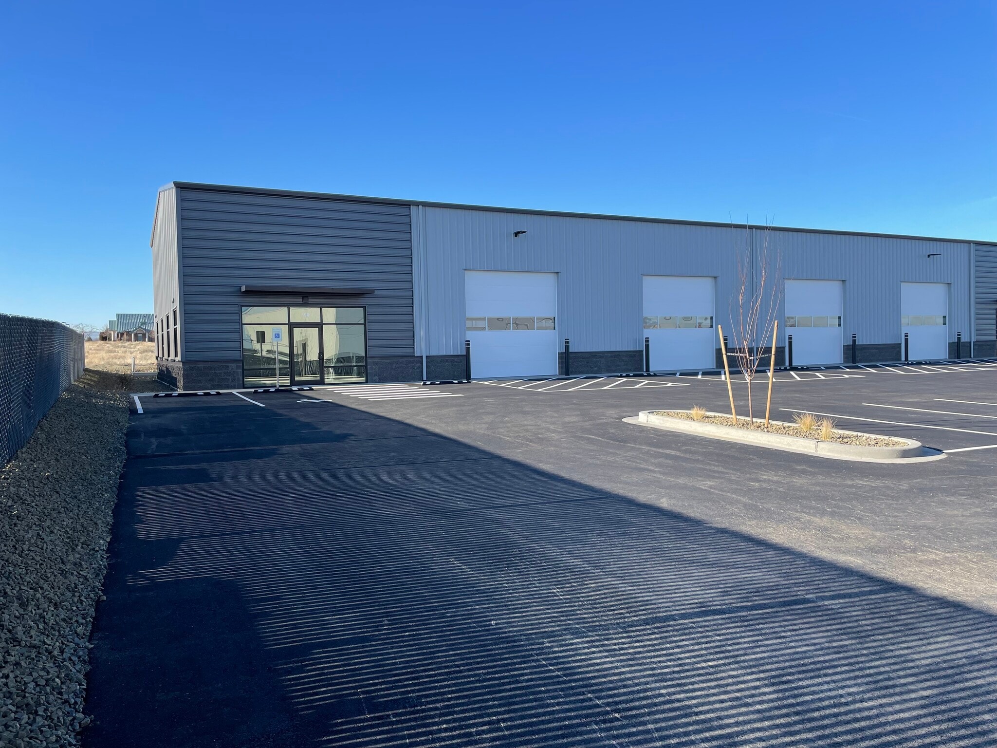 Kennewick W4M - ga099lv