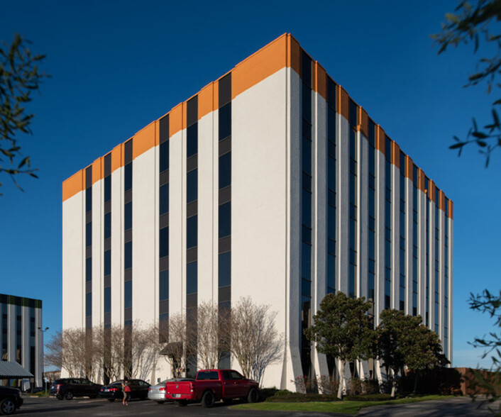 1110 Nasa Pky, Houston, TX for lease - Building Photo - Image 1 of 8