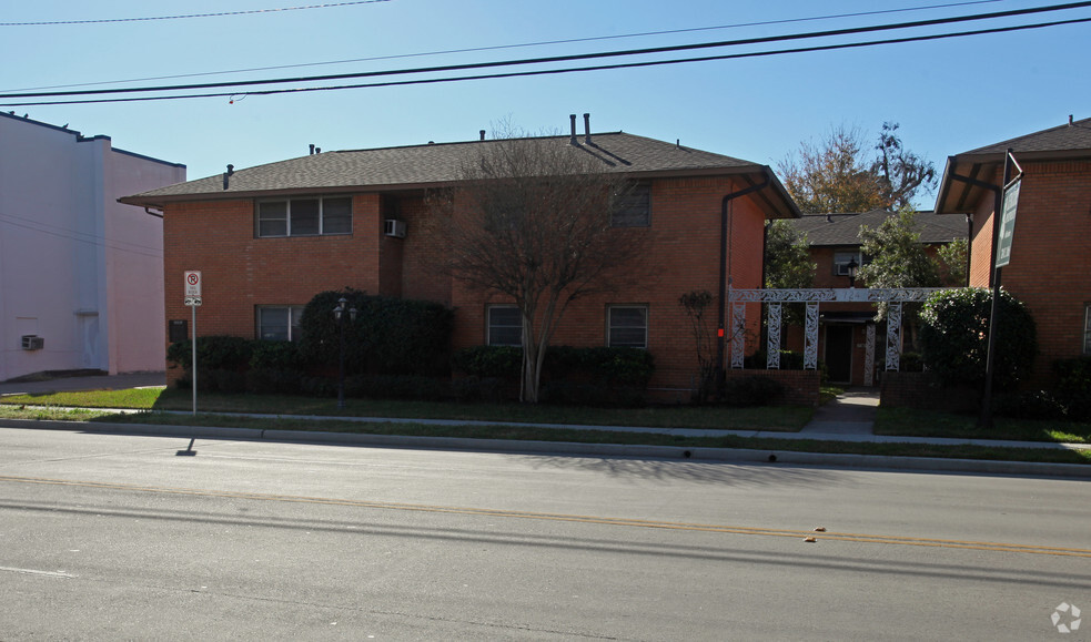 714-724 E 11th St, Houston, TX for sale - Primary Photo - Image 1 of 2