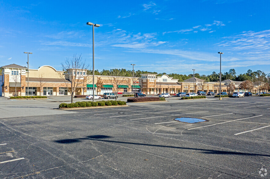 670 N Main St, Alpharetta, GA for lease - Building Photo - Image 3 of 4