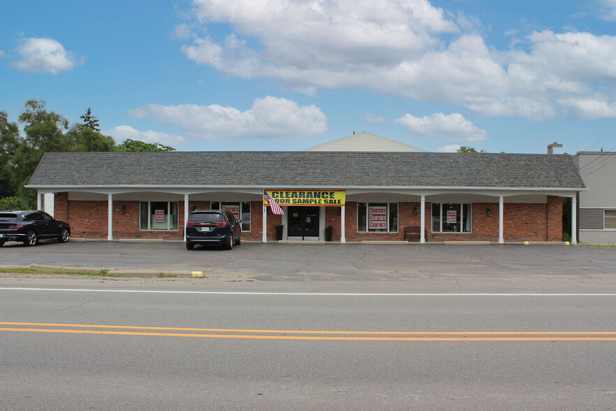 5665 Auburn Rd, Shelby Township, MI for lease - Building Photo - Image 1 of 11