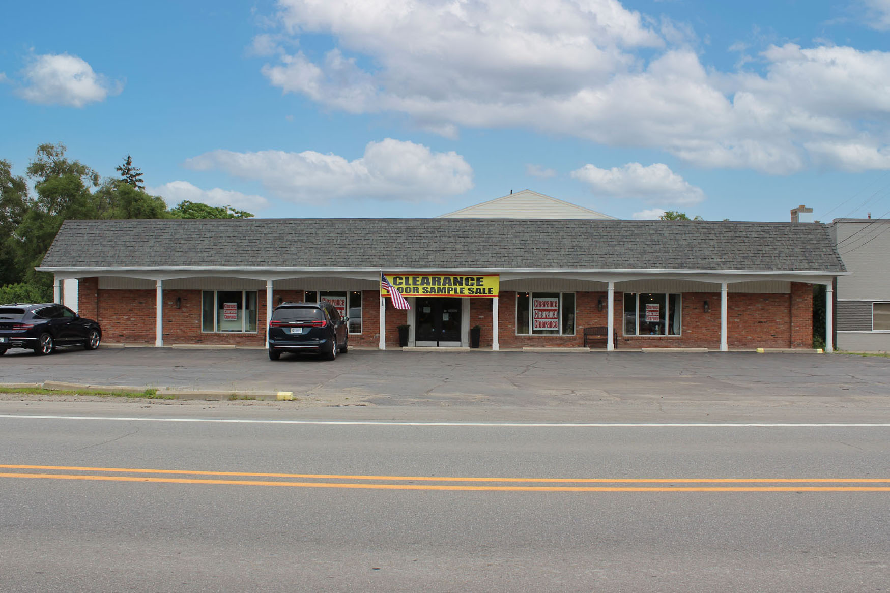 5665 Auburn Rd, Shelby Township, MI for lease Building Photo- Image 1 of 12