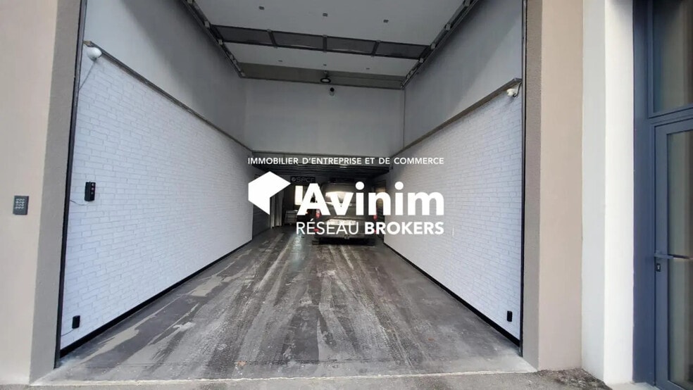 Industrial in Poisy for lease - Interior Photo - Image 2 of 10