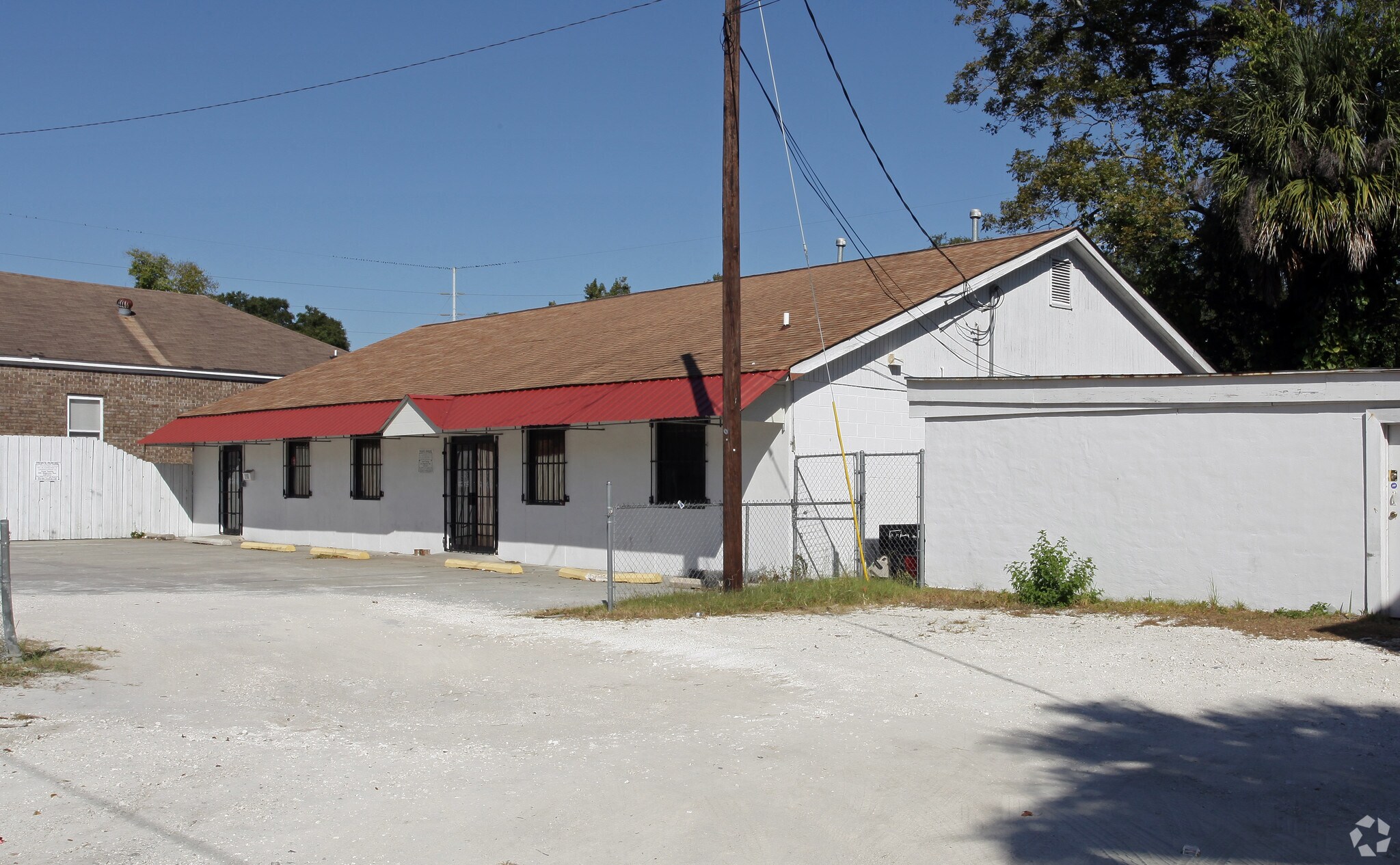 210 West Victory Dr, Savannah, GA for sale Primary Photo- Image 1 of 1