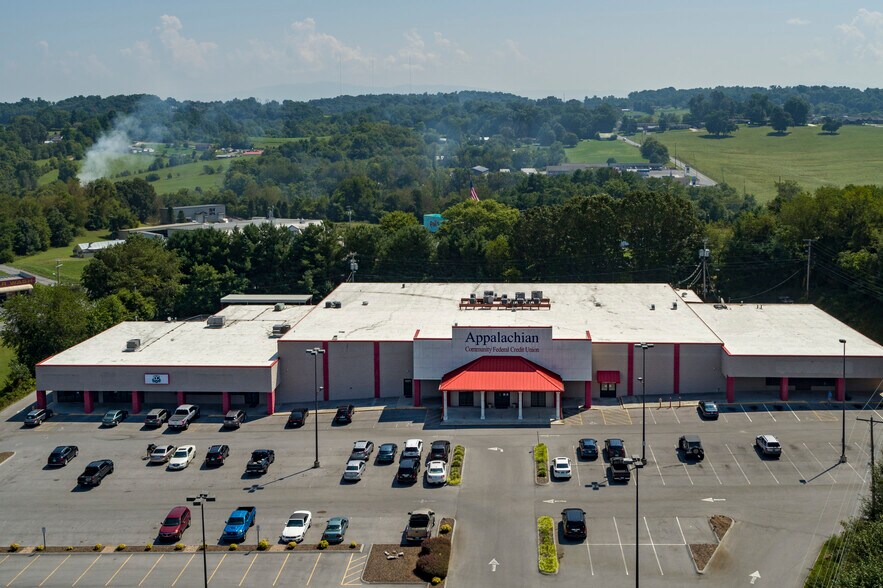 5034 Bobby Hicks Hwy, Gray, TN 37615