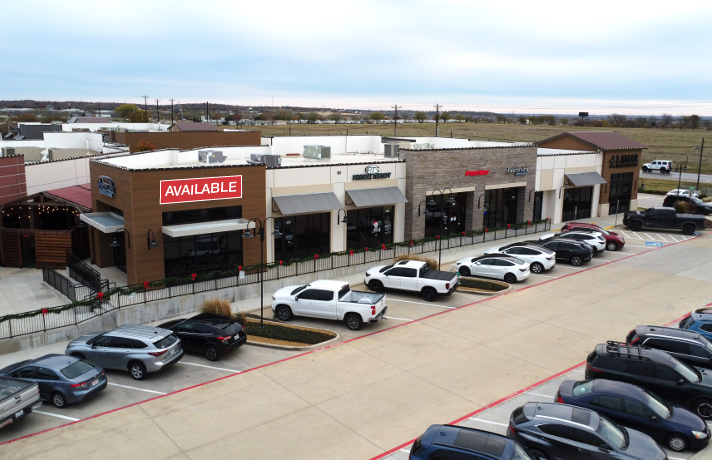 100 Plaza Pl, Northlake, TX for lease - Building Photo - Image 1 of 11