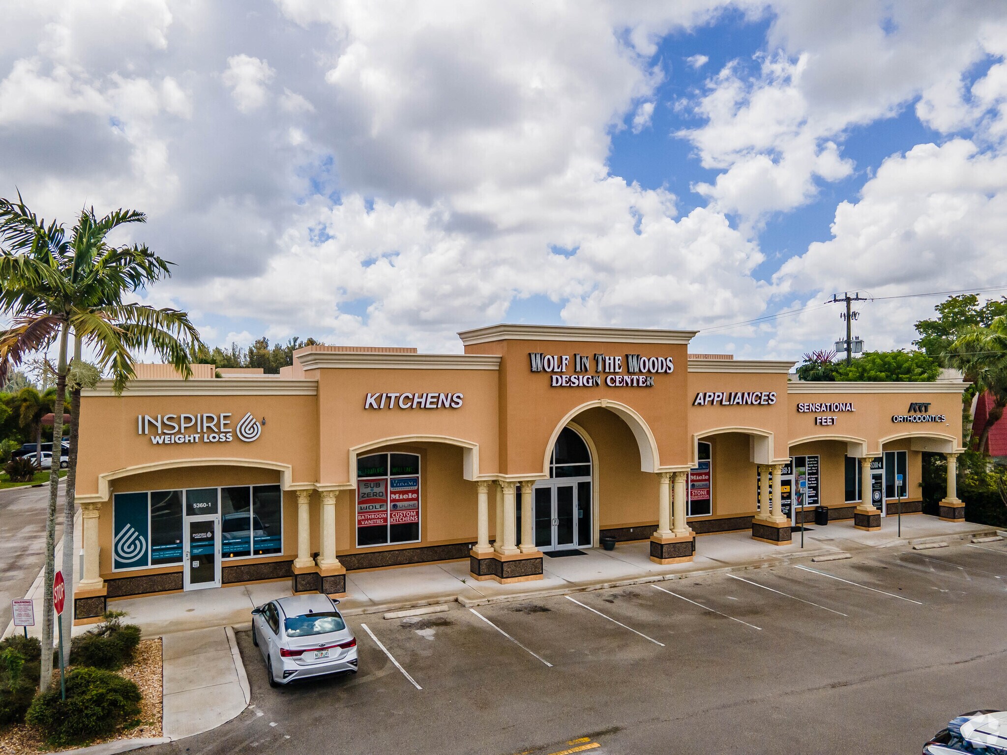 5360 S University Dr, Davie, FL for sale Primary Photo- Image 1 of 1