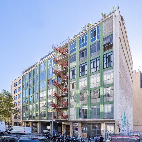 Carrer de Llull, 48, Barcelona, Barcelona for lease - Building Photo - Image 2 of 4