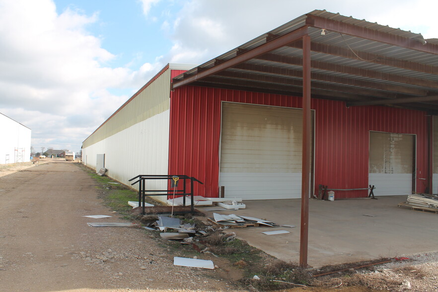 7800 N Hwy 6, Waco, TX for sale - Primary Photo - Image 1 of 27