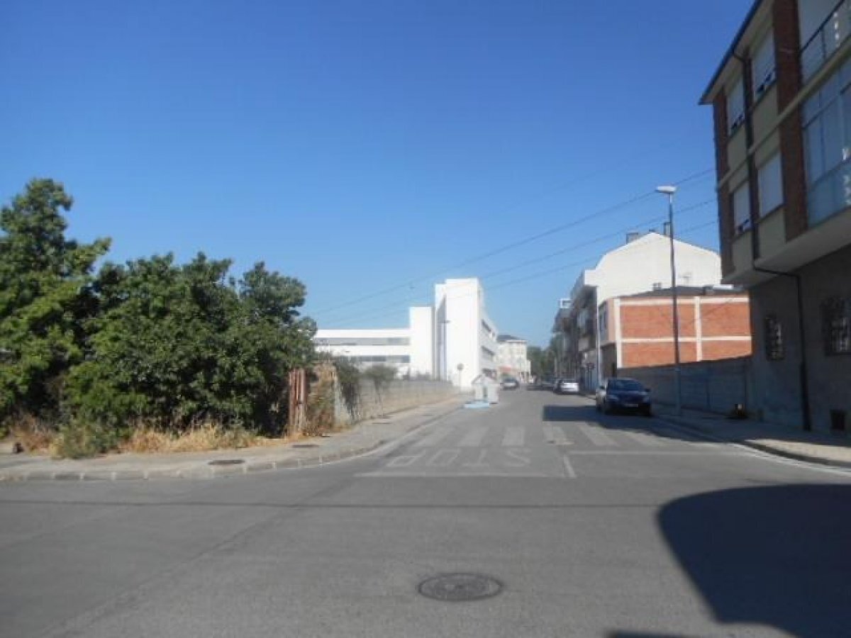 Land in Ponferrada for sale Building Photo- Image 1 of 11