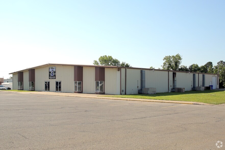 2625 E Shawnee Rd, Muskogee, OK for sale - Primary Photo - Image 1 of 1