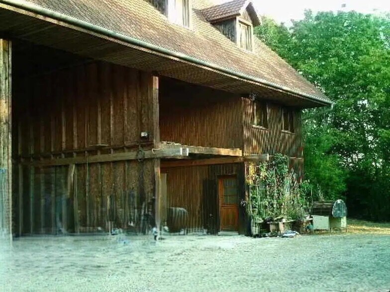 Flex in Saint-Jacques-sur-Darnétal for lease - Building Photo - Image 2 of 4