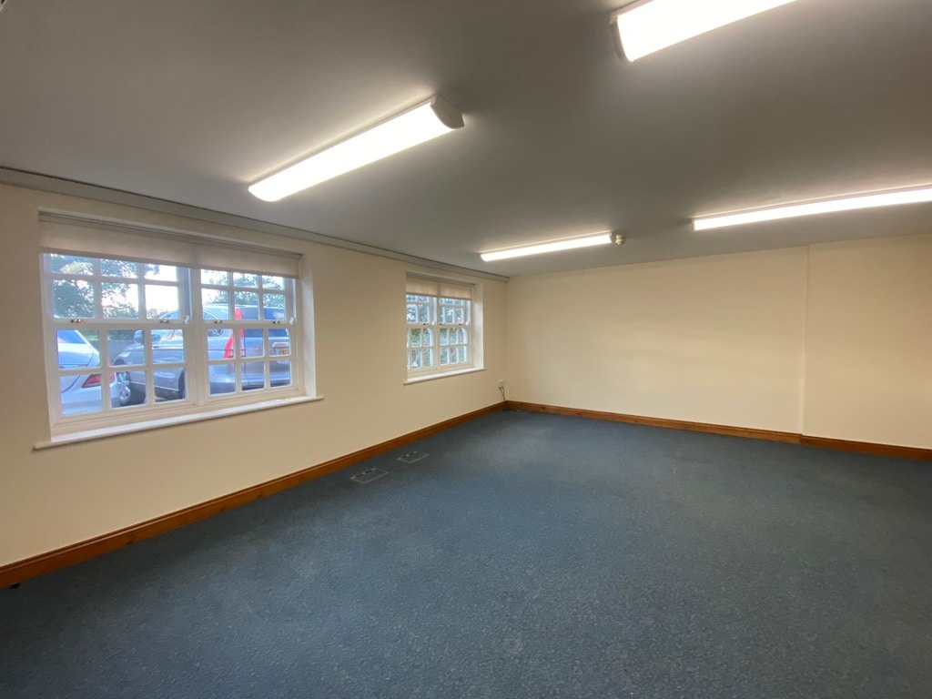 Fox Rd, Framingham Pigot for lease Interior Photo- Image 1 of 4