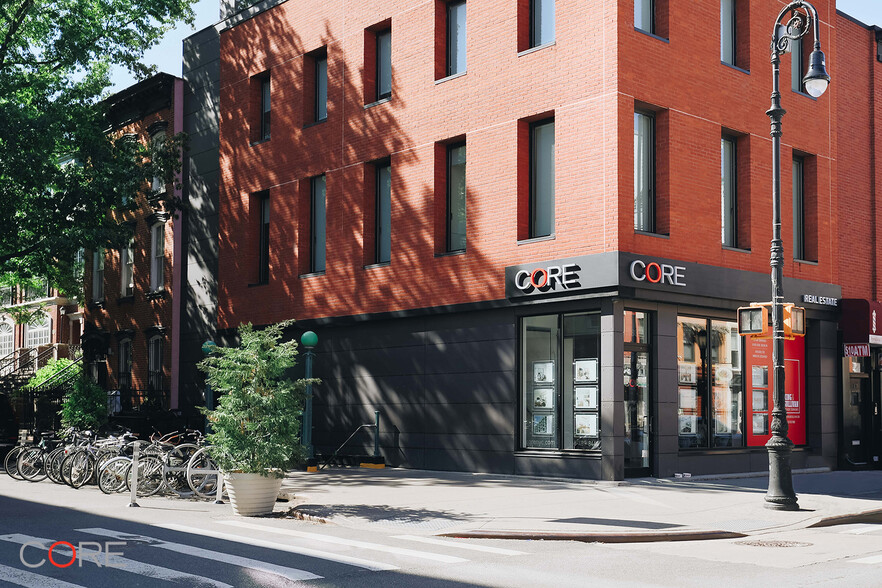 180 Smith St, Brooklyn, NY for lease - Building Photo - Image 2 of 10