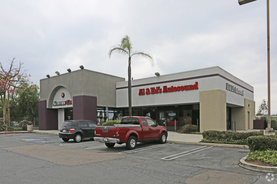 1142-1146 W Valley Pky, Escondido, CA for lease - Building Photo - Image 1 of 7