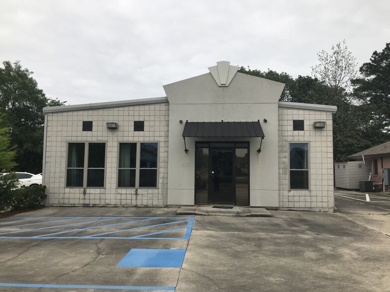 12055 Coursey Blvd, Baton Rouge, LA 70816